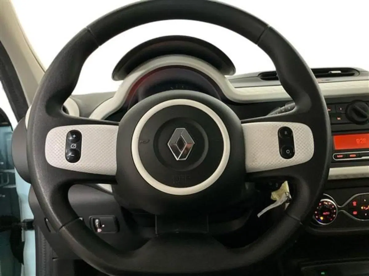 Renault Twingo usata a Como (16)