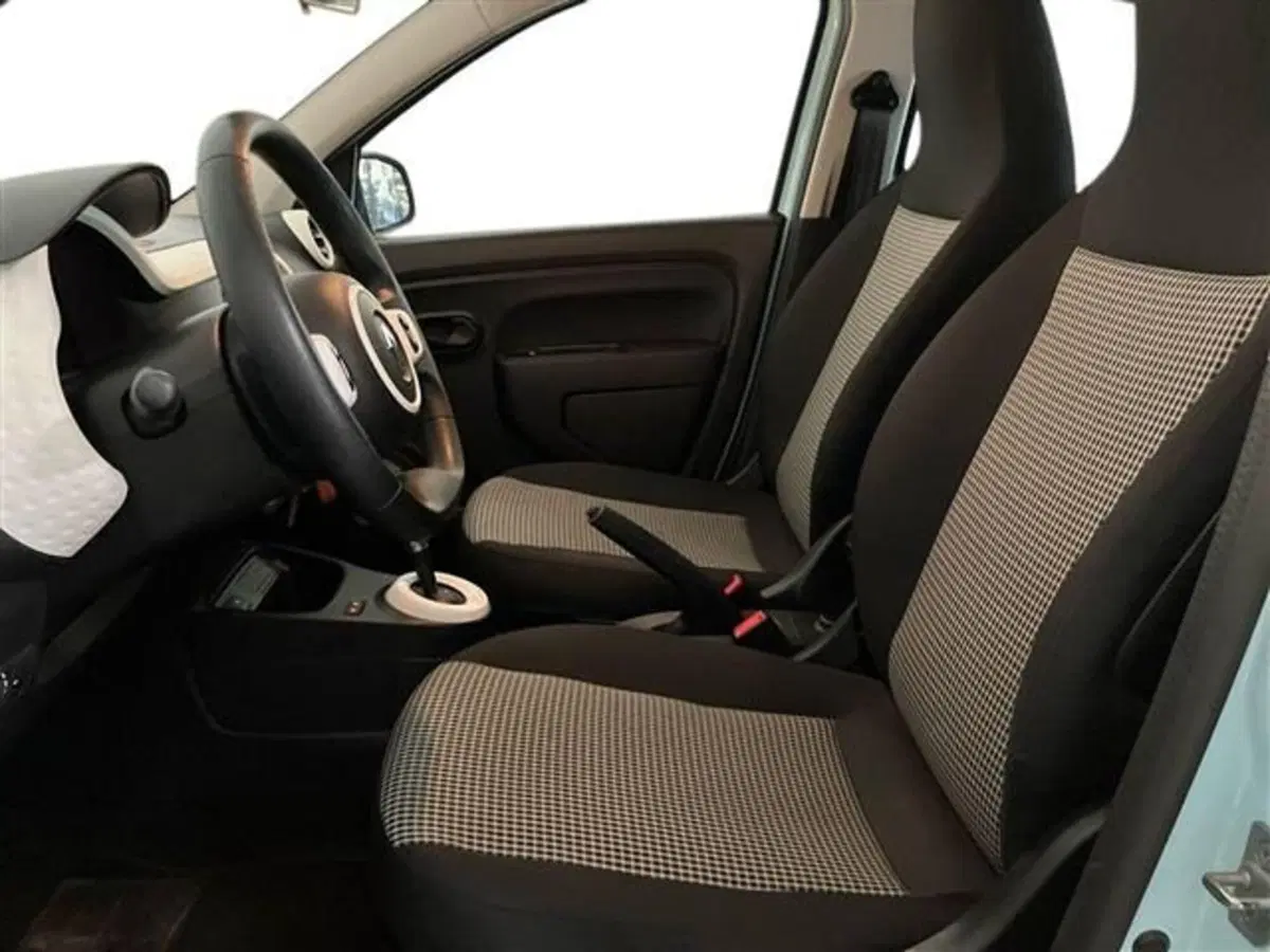 Renault Twingo usata a Como (9)