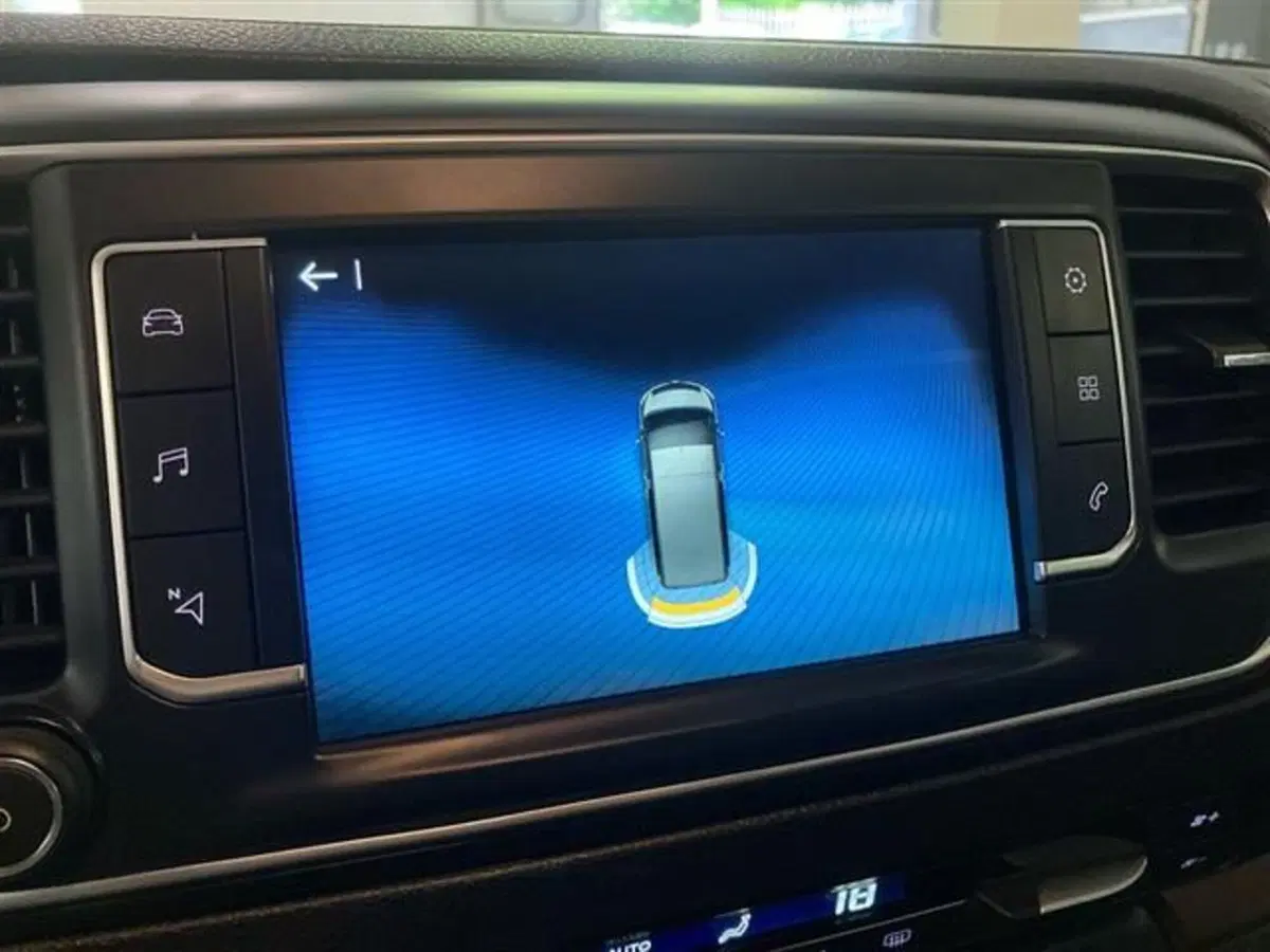 Toyota Proace Verso usata a Como (13)