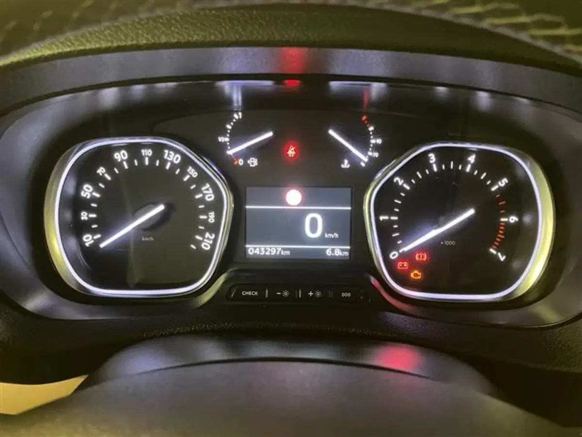 Toyota Proace Verso usata a Como (15)