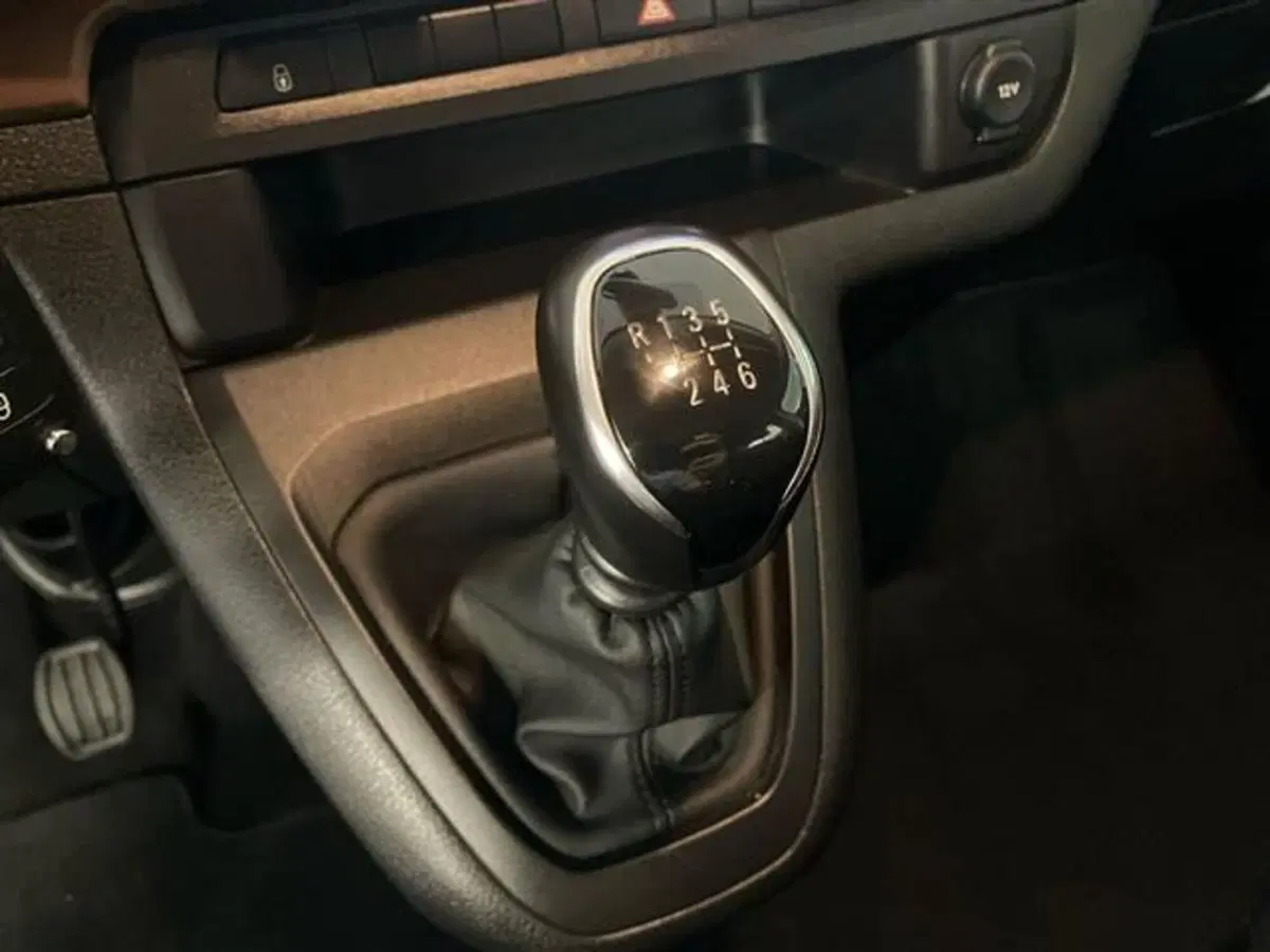 Toyota Proace Verso usata a Como (19)