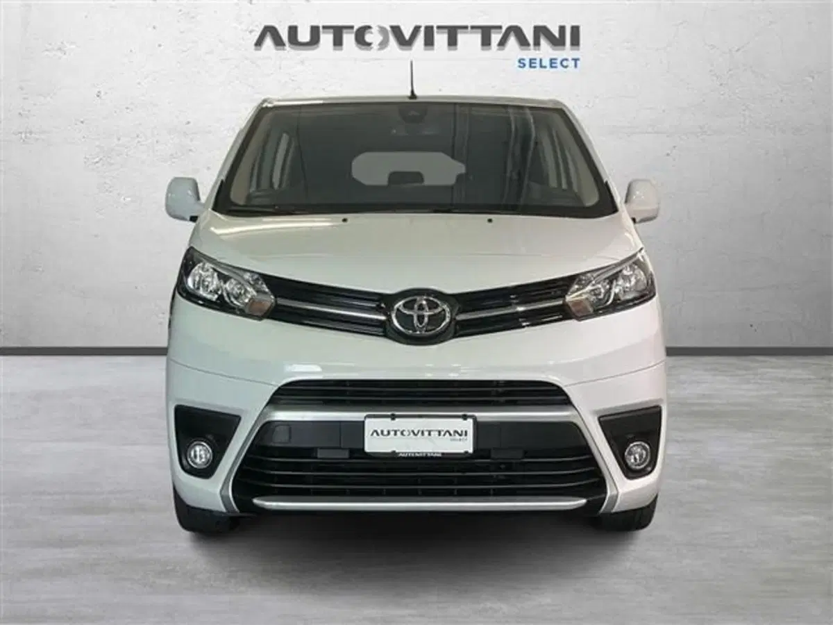Toyota Proace Verso usata a Como (2)