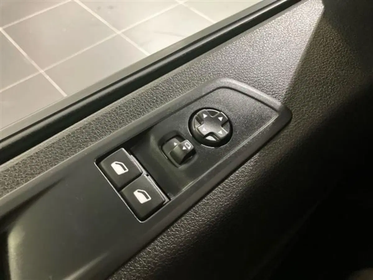 Toyota Proace Verso usata a Como (20)