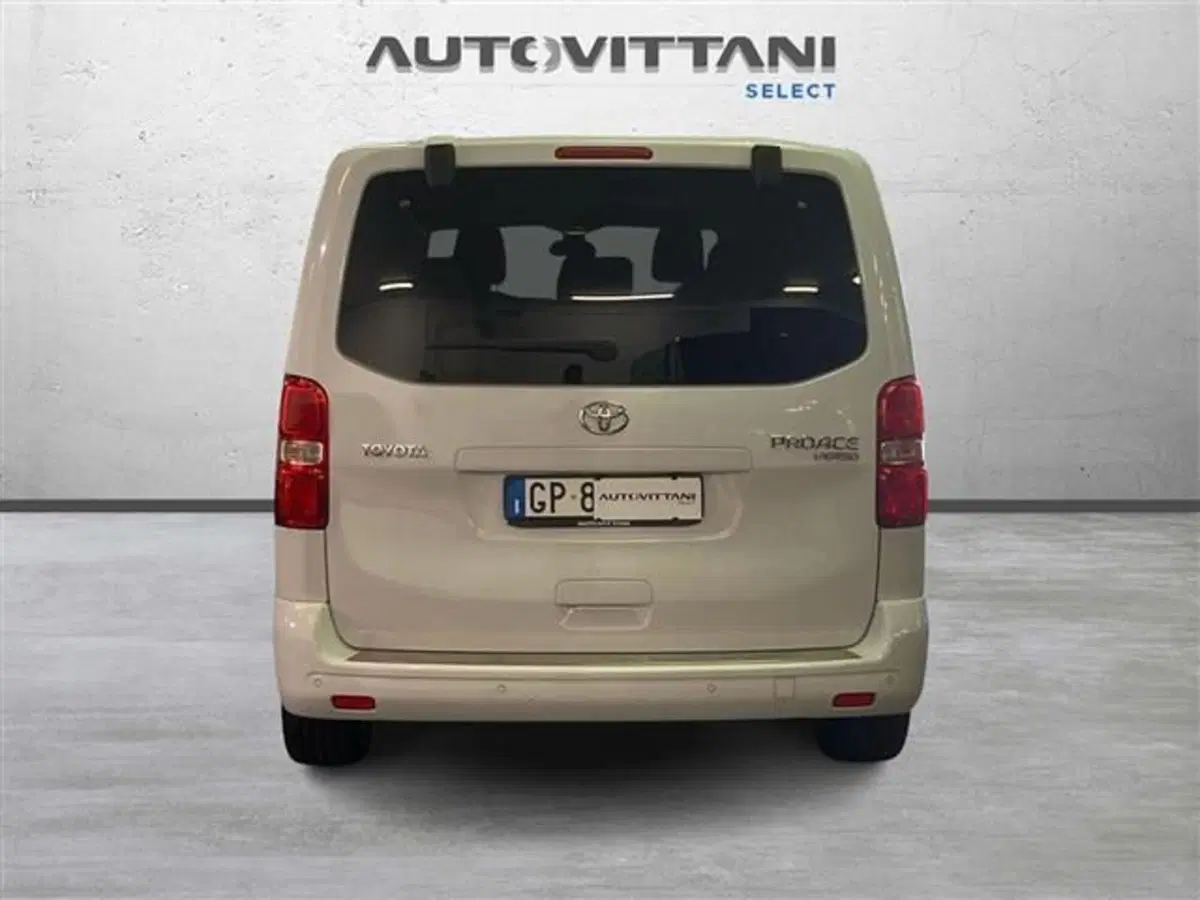 Toyota Proace Verso usata a Como (5)