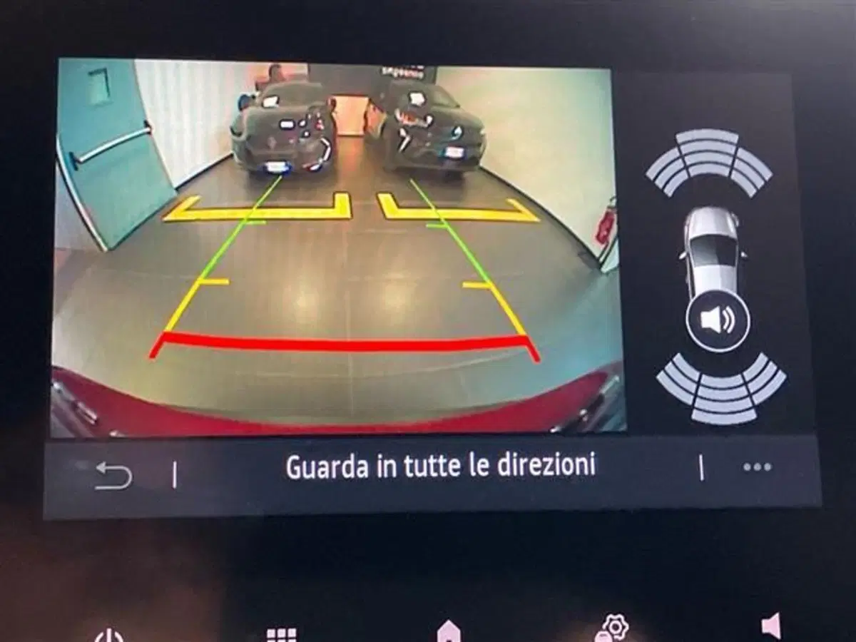 Renault Captur usata a Como (13)