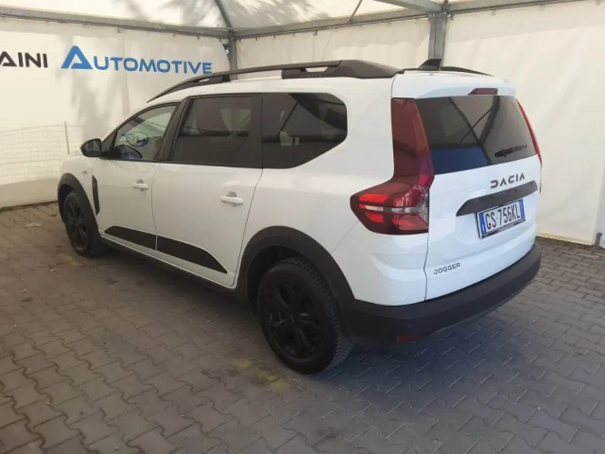Dacia Jogger usata a Firenze (11)