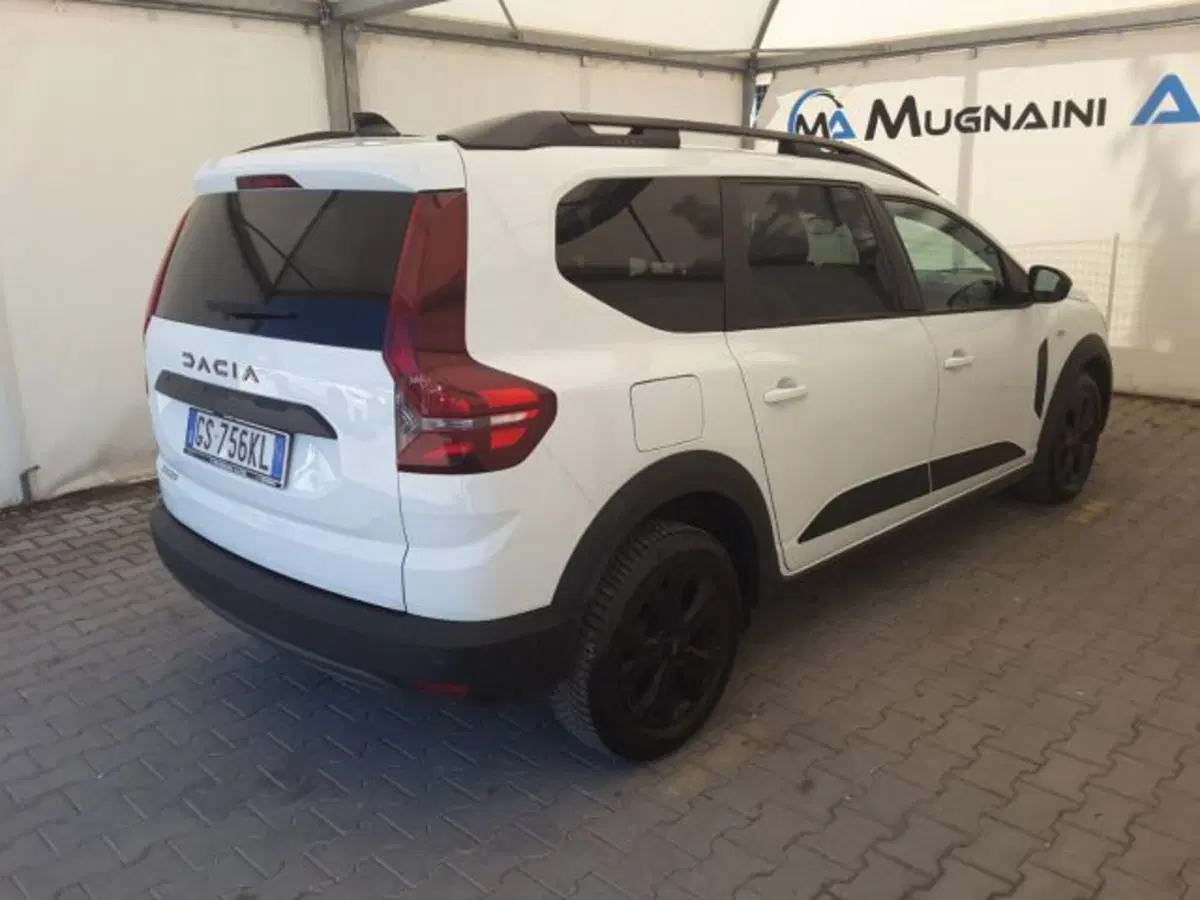 Dacia Jogger usata a Firenze (13)