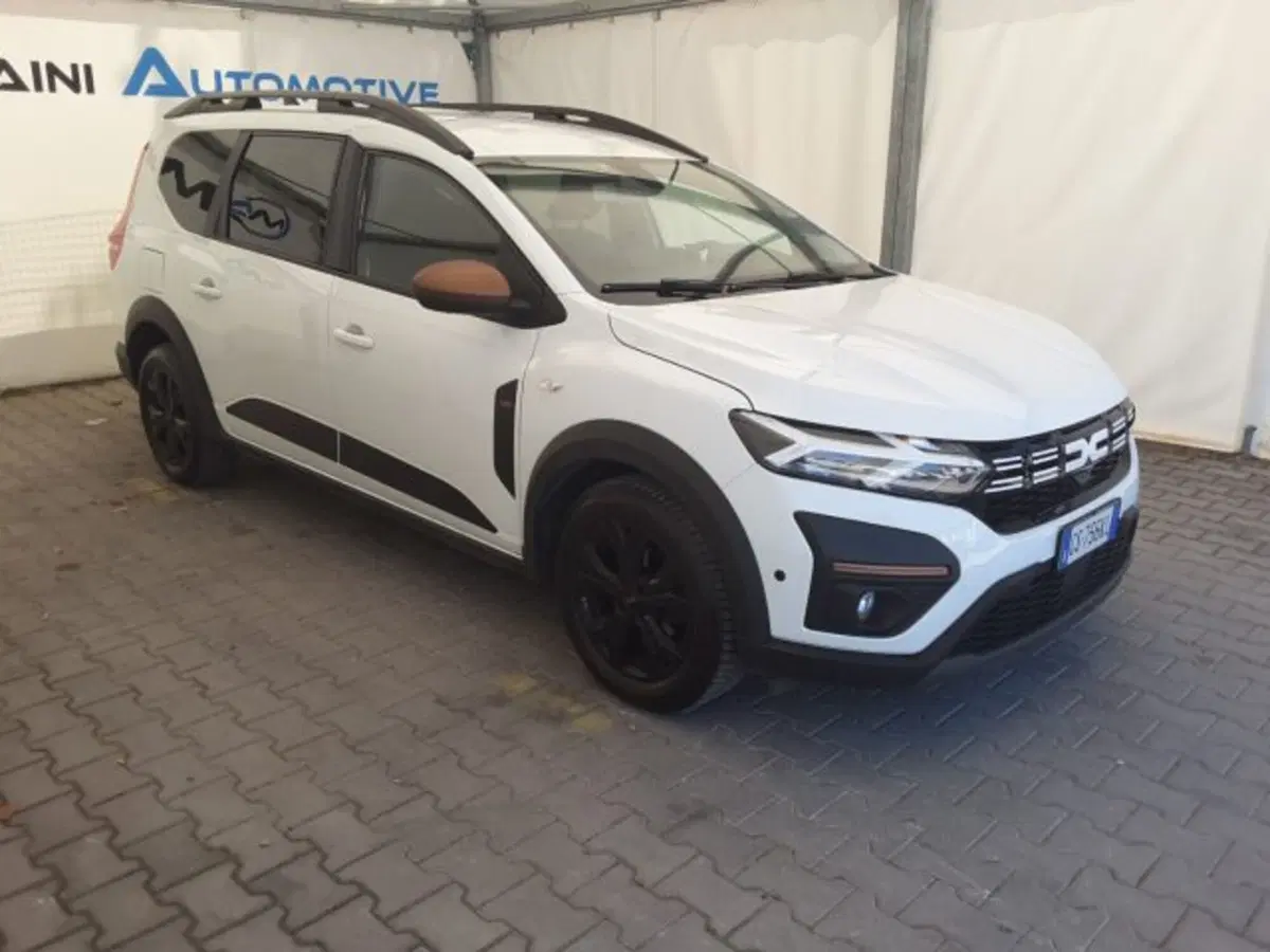 Dacia Jogger usata a Firenze (2)