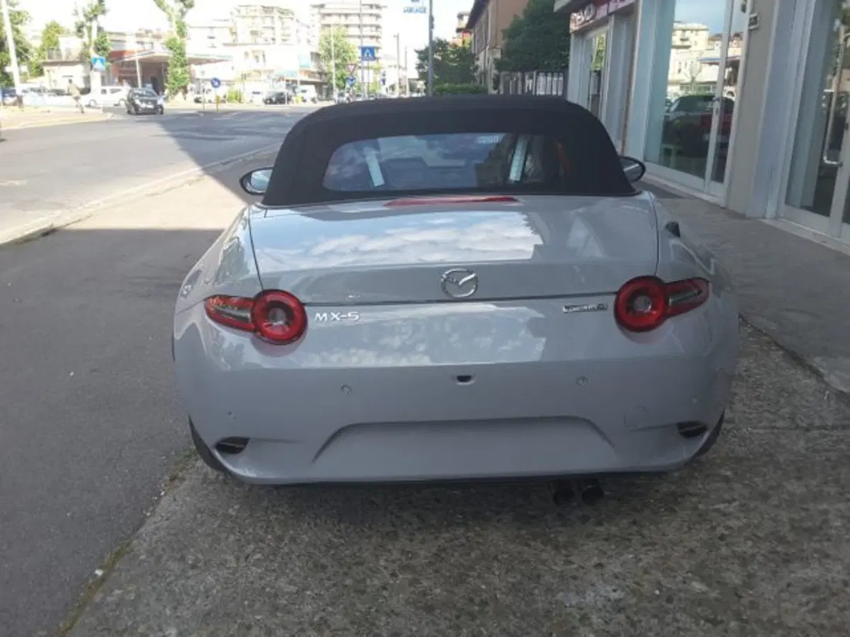 Mazda MX-5 nuova a Firenze (10)