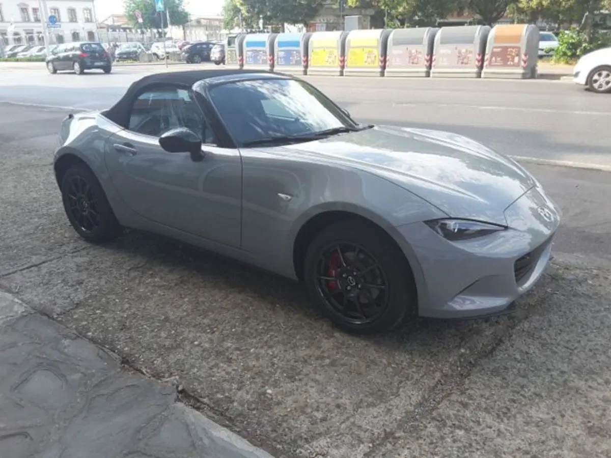 Mazda MX-5 nuova a Firenze (4)