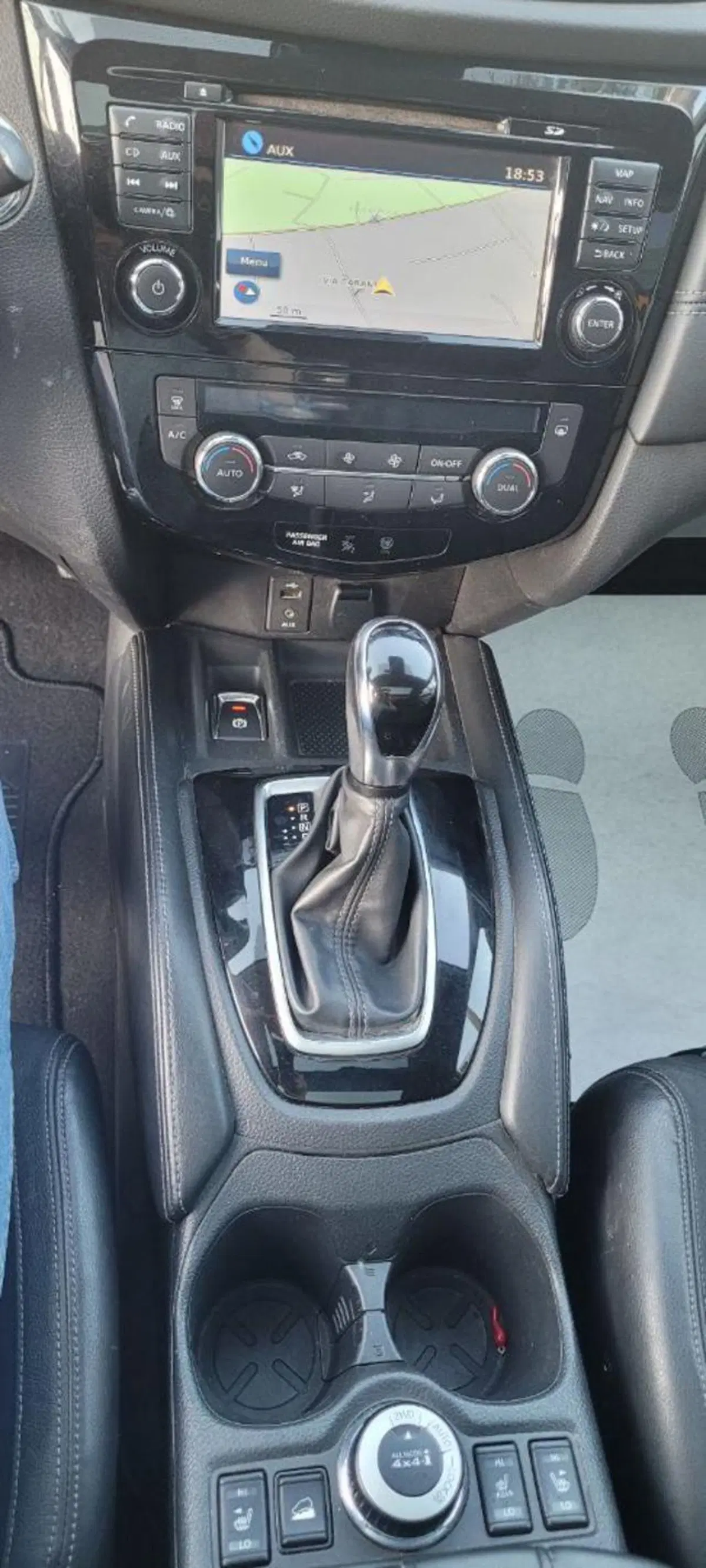 Nissan X-Trail usata a Napoli (9)