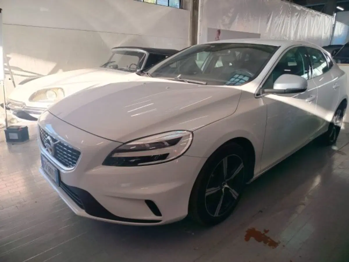 Volvo V40 usata a Forlì-Cesena (2)