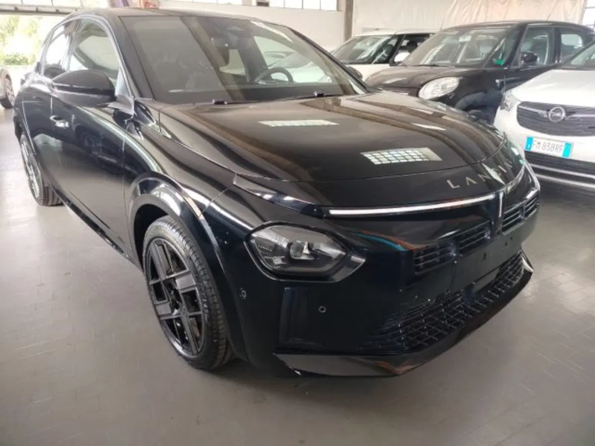 Lancia Ypsilon nuova a Forlì-Cesena