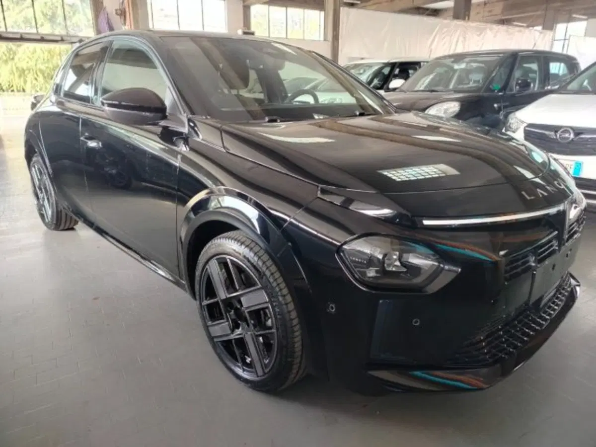Lancia Ypsilon nuova a Forlì-Cesena (10)