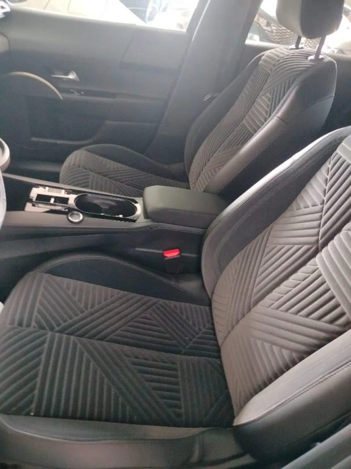 Lancia Ypsilon nuova a Forlì-Cesena (16)