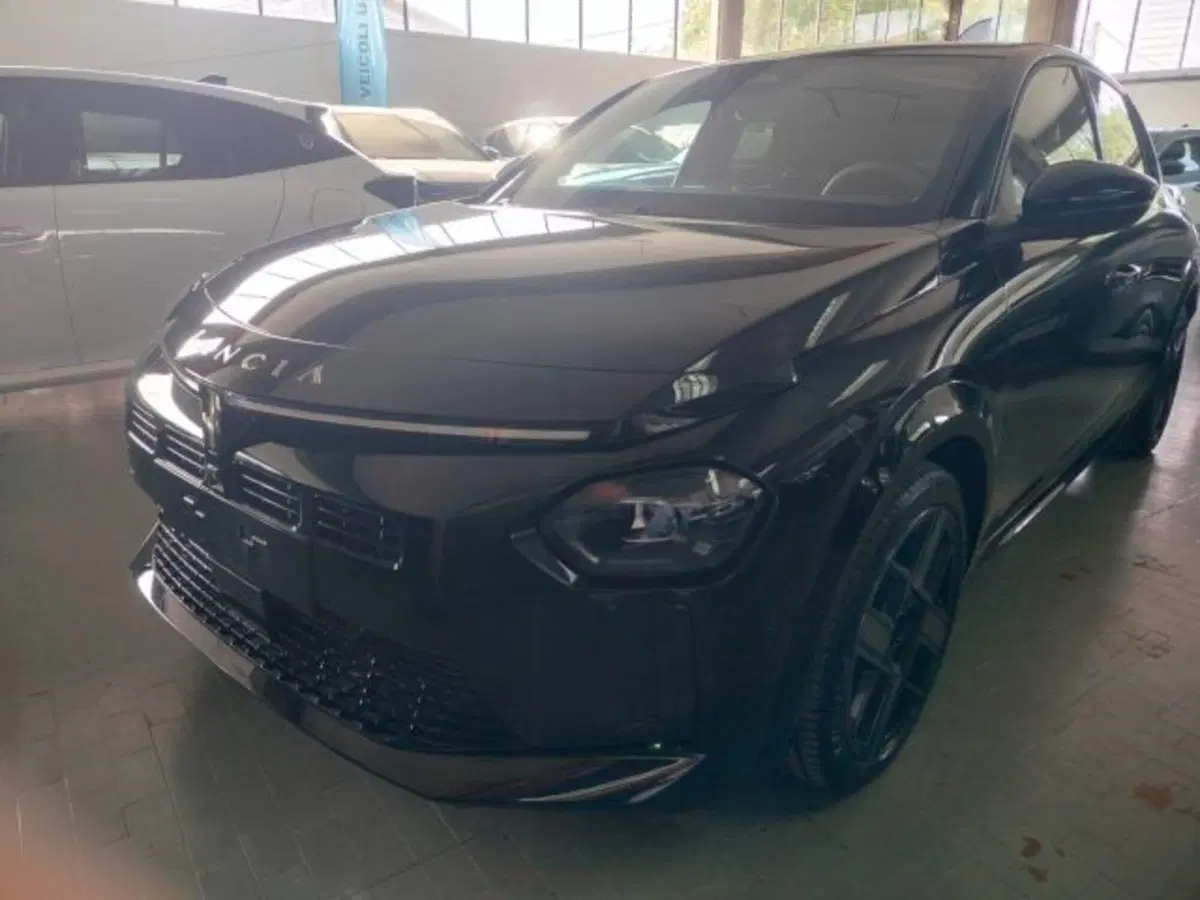 Lancia Ypsilon nuova a Forlì-Cesena (9)