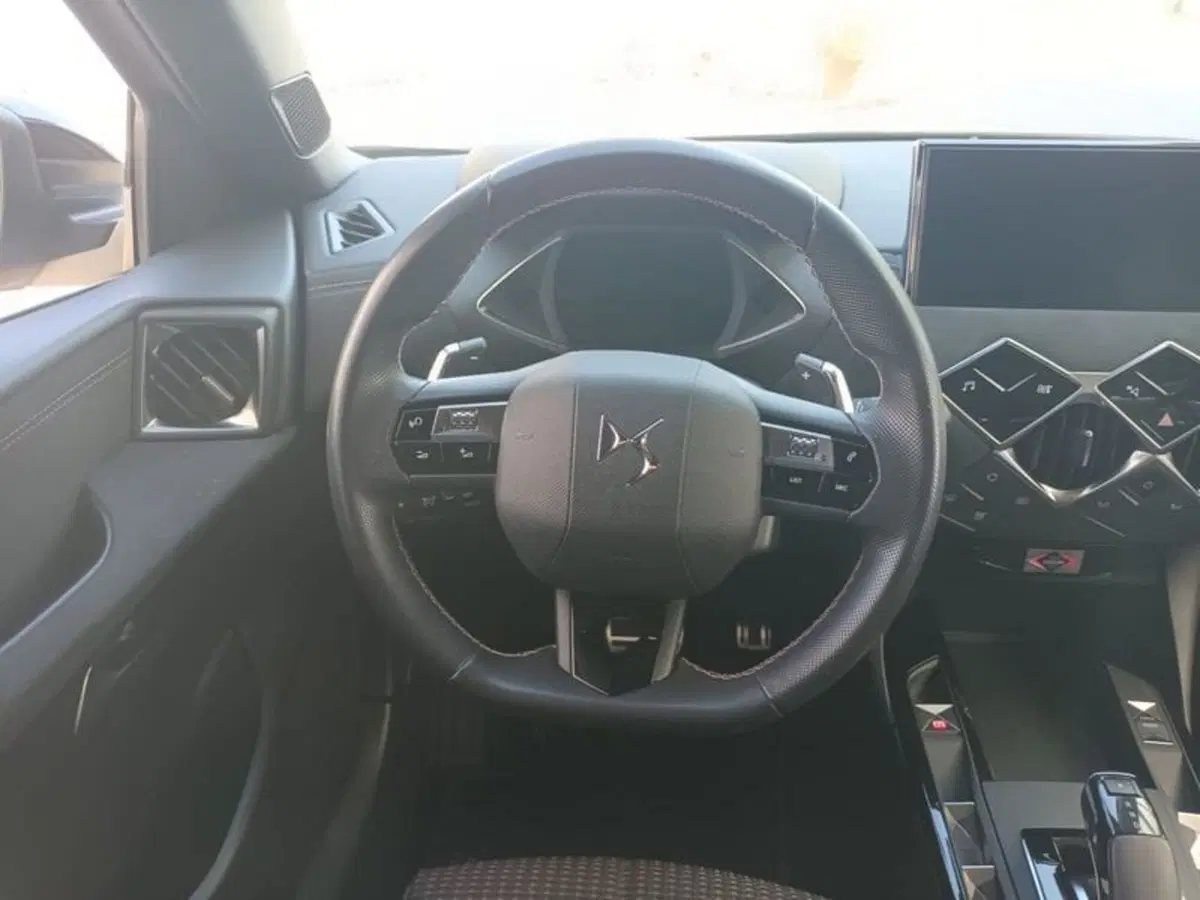 Ds DS 3 usata a Bari (13)