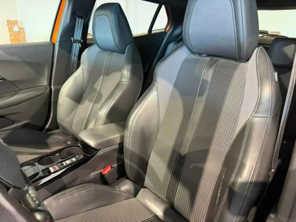 Peugeot 2008 usata a Salerno (11)