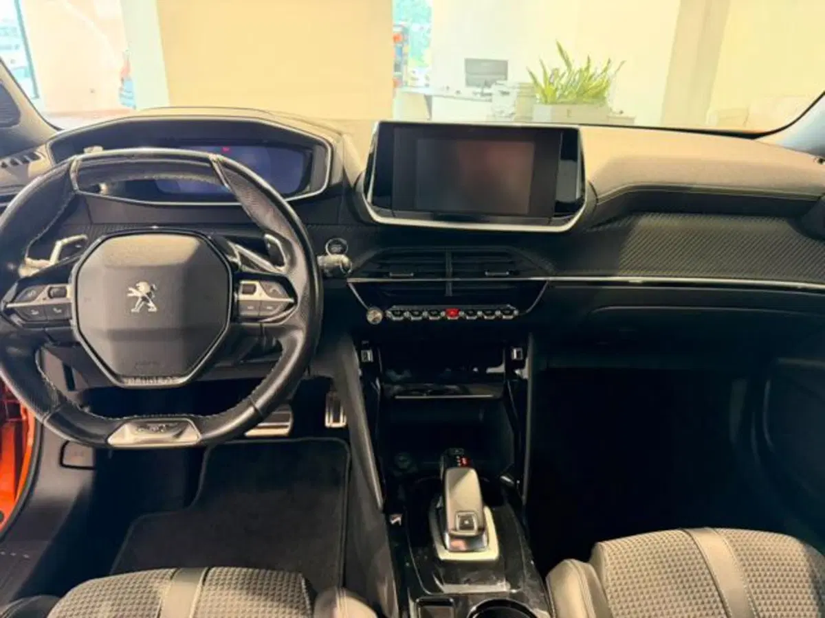 Peugeot 2008 usata a Salerno (13)