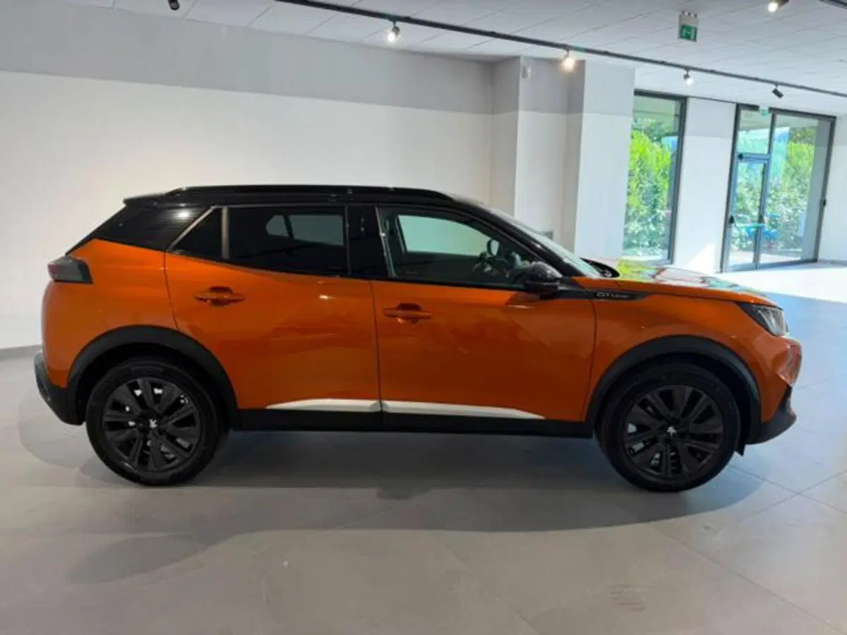 Peugeot 2008 usata a Salerno (3)