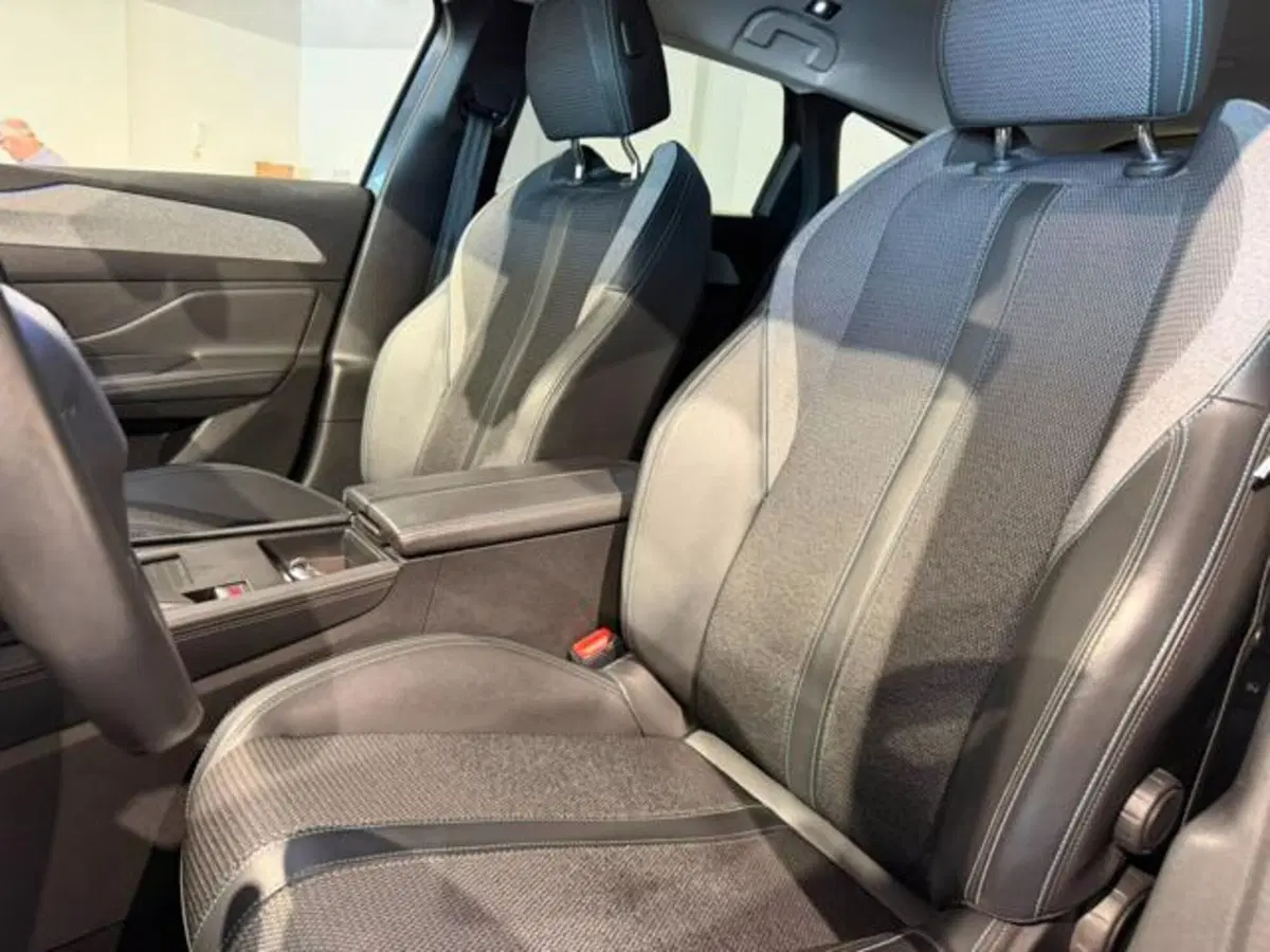 Peugeot 308 SW usata a Salerno (11)