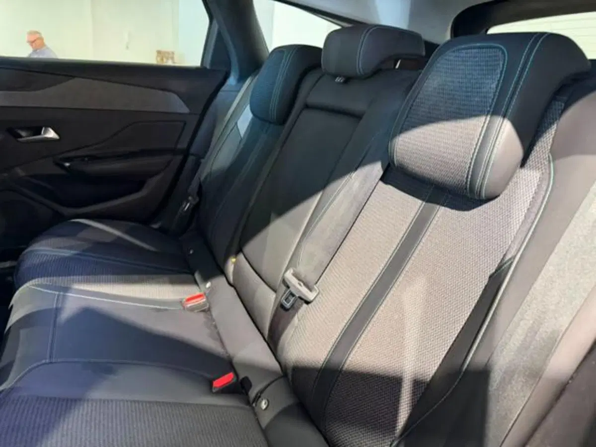 Peugeot 308 SW usata a Salerno (12)