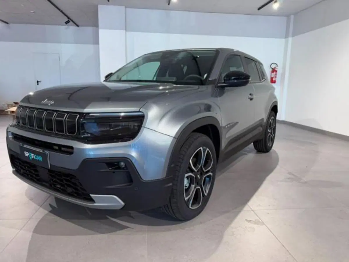 Jeep Avenger nuova a Salerno (8)