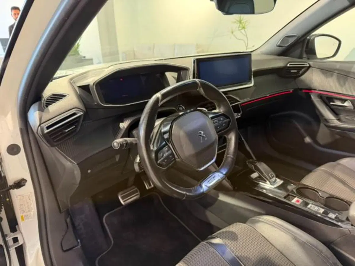 Peugeot 2008 usata a Salerno (10)