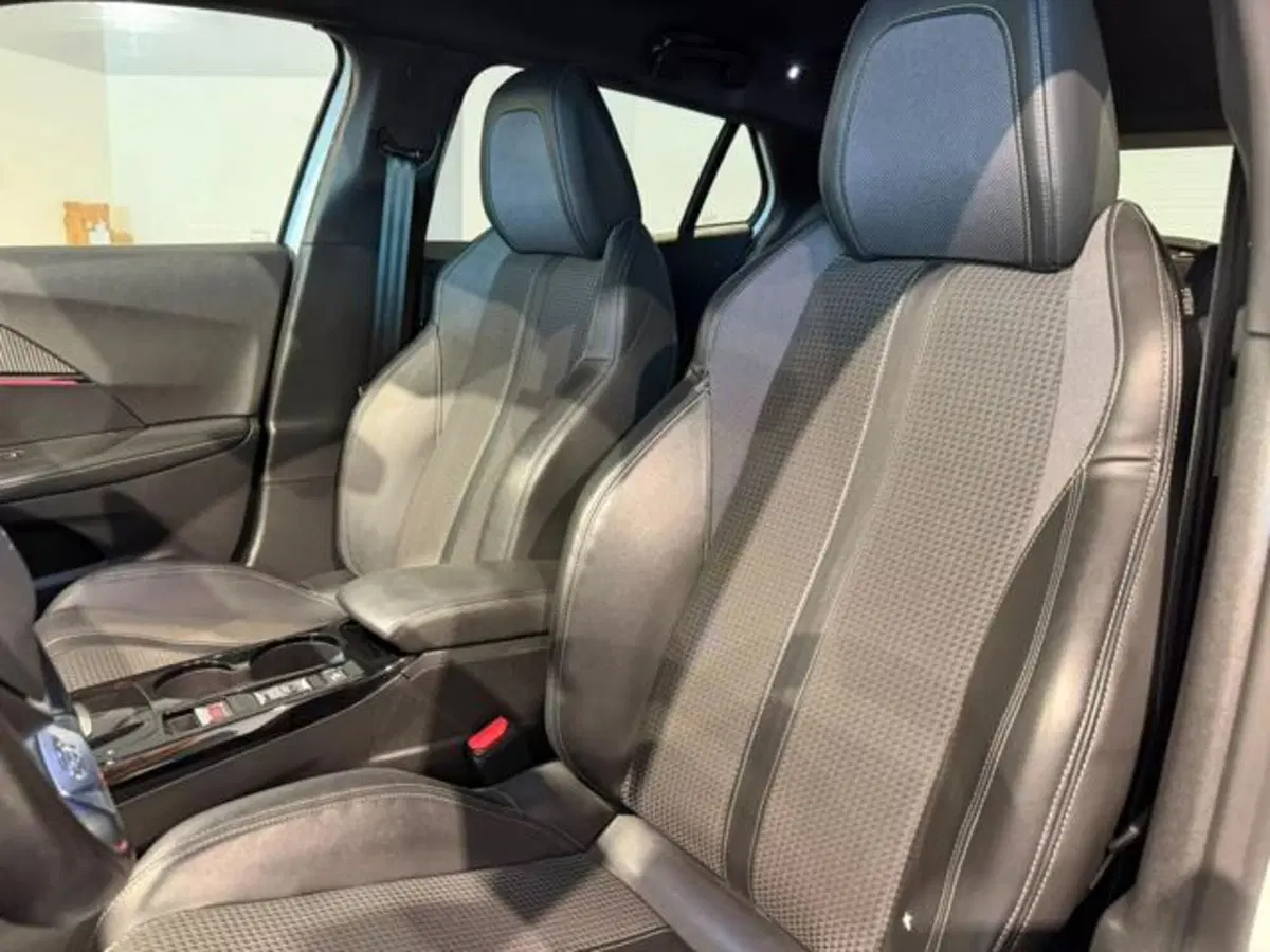 Peugeot 2008 usata a Salerno (11)