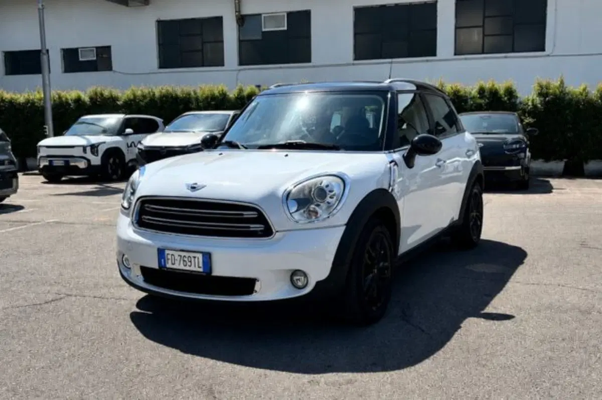 MINI Mini Countryman usata a Latina (3)