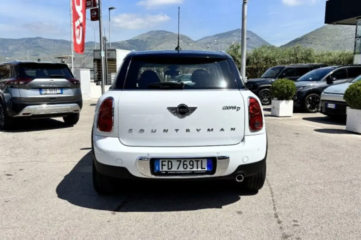 MINI Mini Countryman usata a Latina (6)