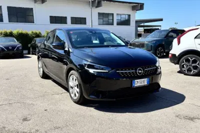 Opel Corsa 1.5 D 100 CV Elegance del 2022 usata a Fondi