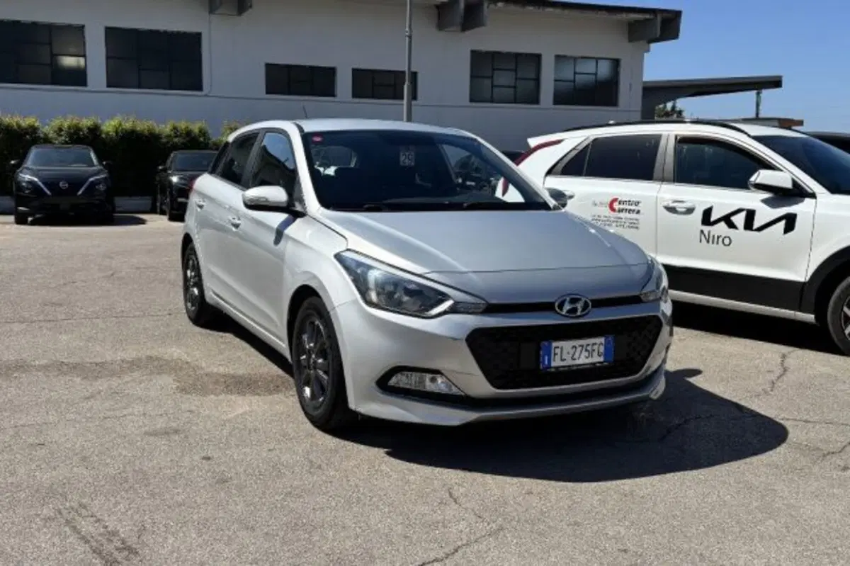 Hyundai i20 usata a Latina