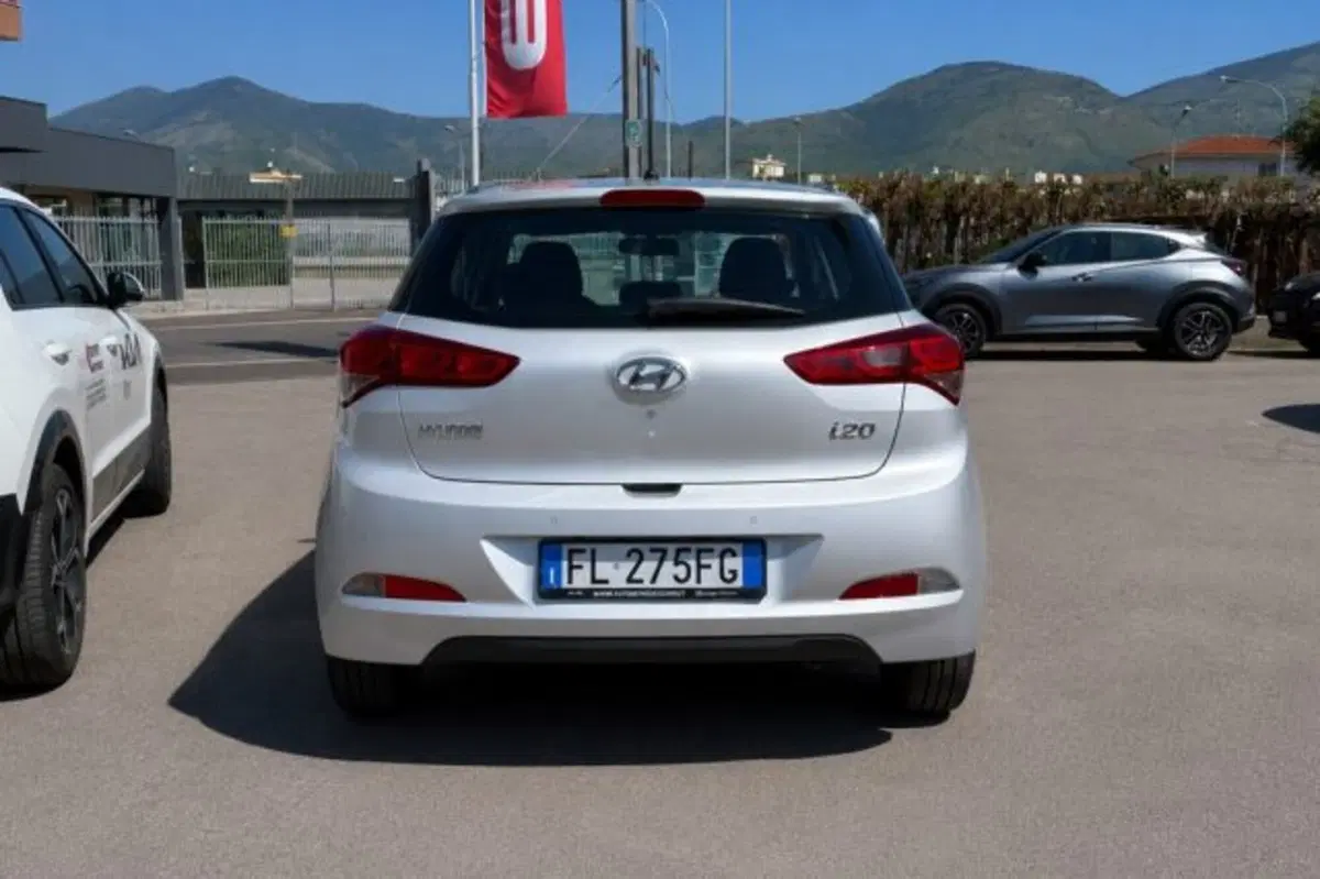 Hyundai i20 usata a Latina (6)