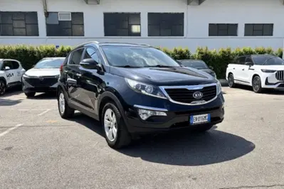 Kia Sportage 1.7 CRDI VGT 2WD Active del 2012 usata a Fondi