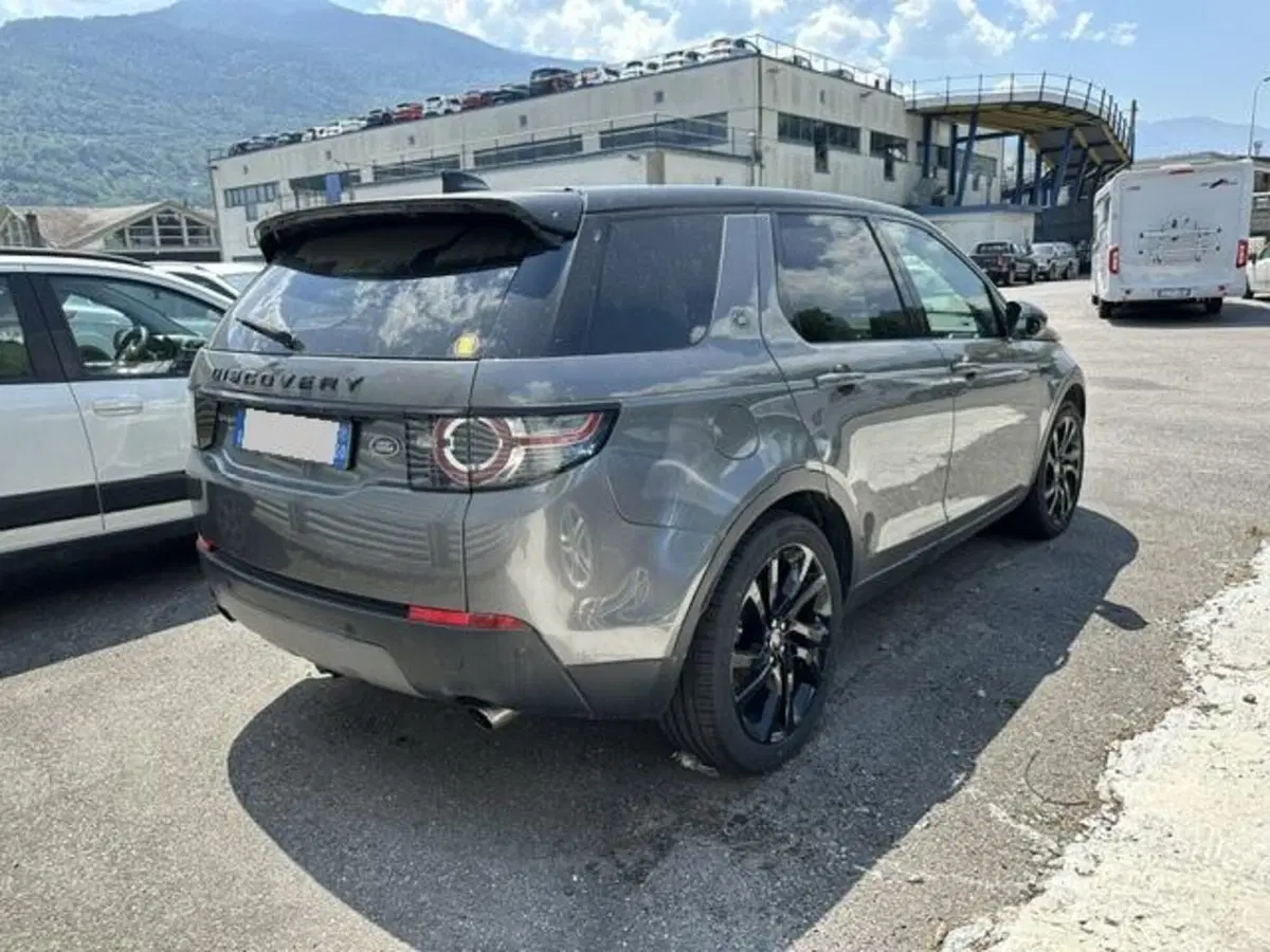 Land Rover Discovery Sport usata a Sondrio (5)
