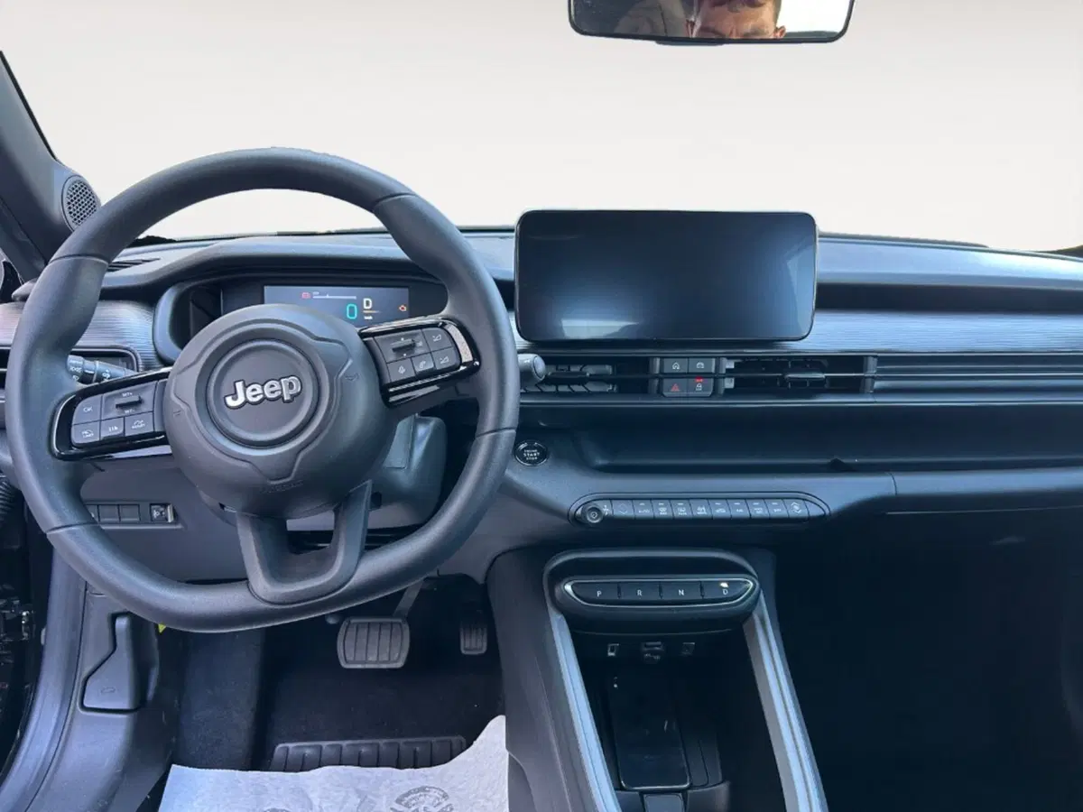 Jeep Avenger nuova a Verona (14)