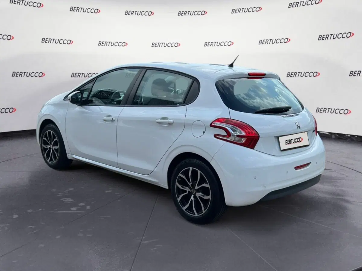 Peugeot 208 usata a Verona (4)