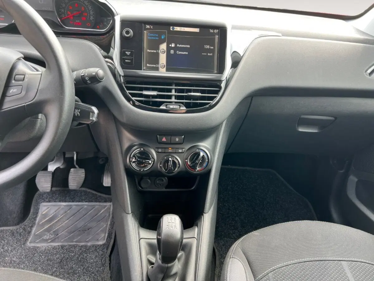 Peugeot 208 usata a Verona (8)