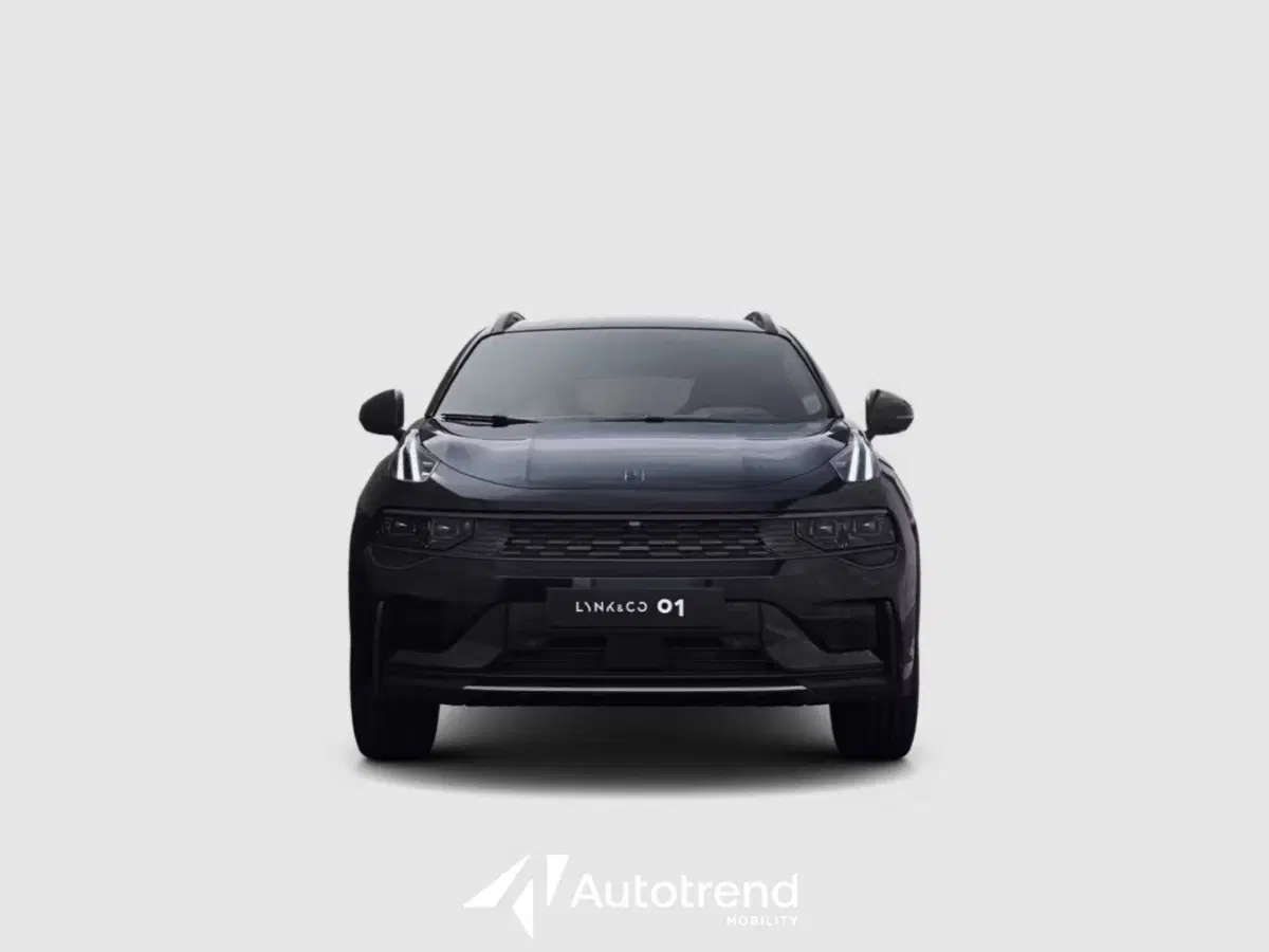 Lynk & Co 01 nuova a Bari (11)