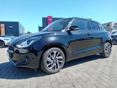 Suzuki Swift 1.2 Hybrid Easy Top del 2024 usata a Alessandria