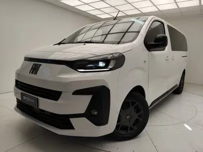 Fiat Ulysse M1 2.0 bluehdi 180cv L3H1 AT8 del 2025 usata a Erba