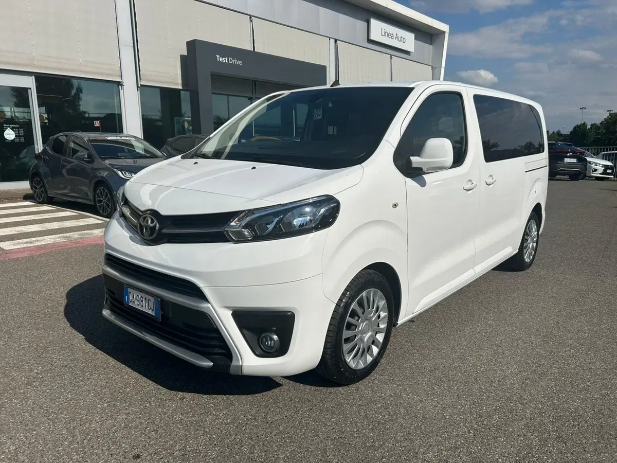 Toyota Proace Verso usata a Piacenza