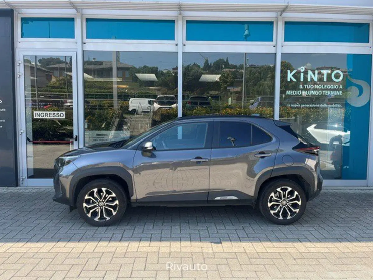 Toyota Yaris Cross usata a Como (2)