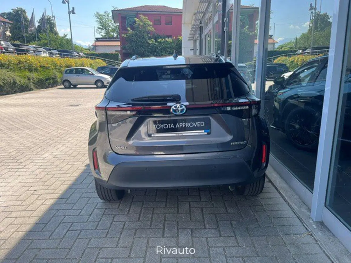 Toyota Yaris Cross usata a Como (3)