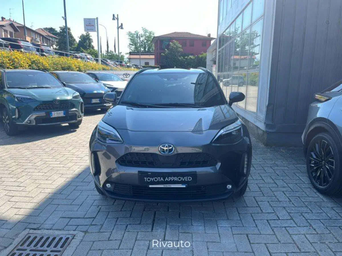 Toyota Yaris Cross usata a Como (4)