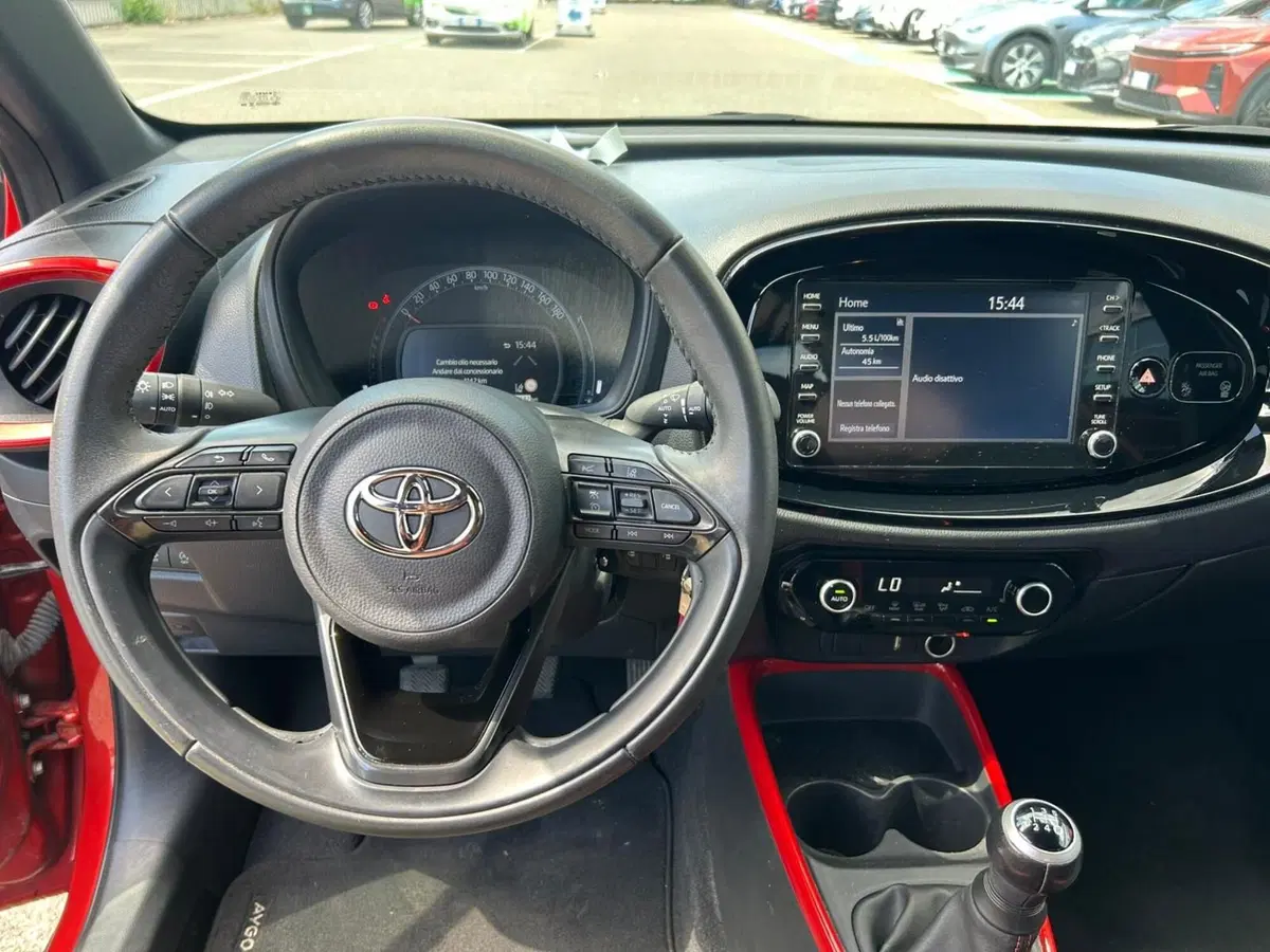 Toyota Aygo X usata a Piacenza (13)