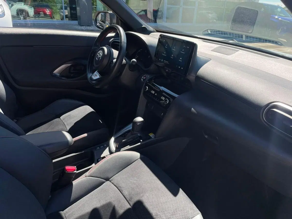Toyota Yaris Cross usata a Piacenza (10)