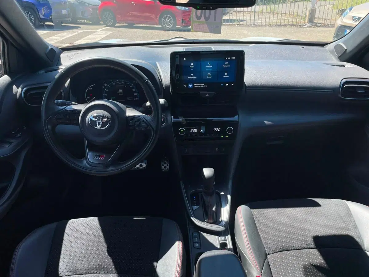 Toyota Yaris Cross usata a Piacenza (13)
