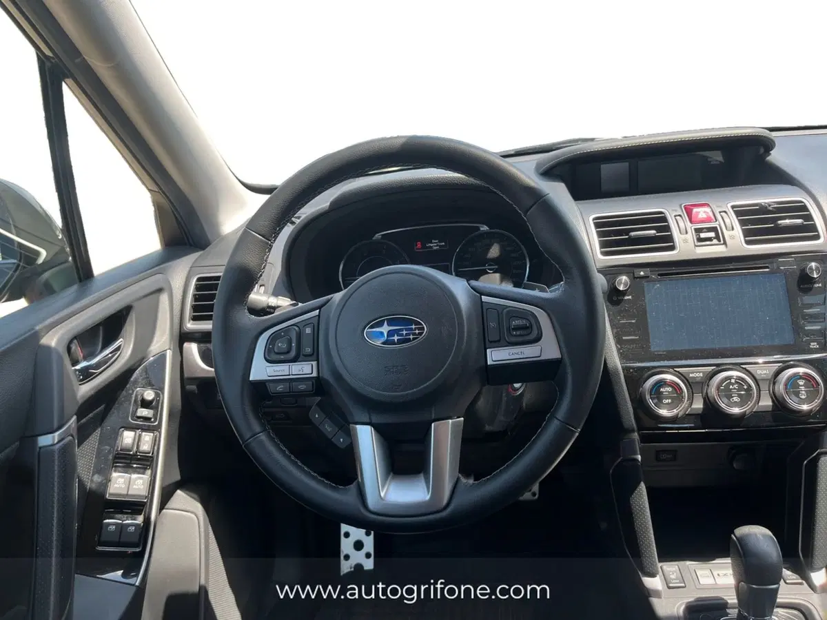 Subaru Forester usata a Modena (12)